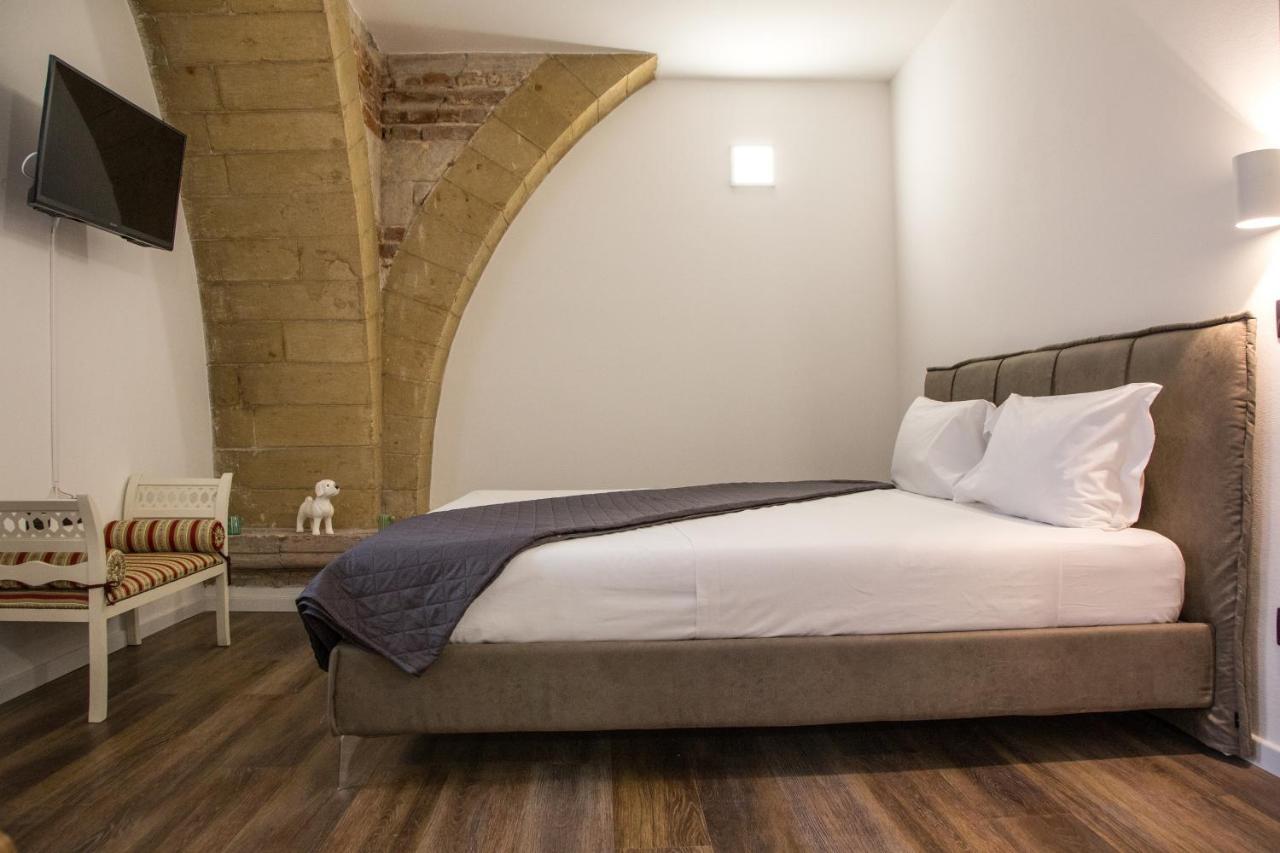 Hotel Aurelia Luxury - Piazza Delle Erbe à Vérone Extérieur photo